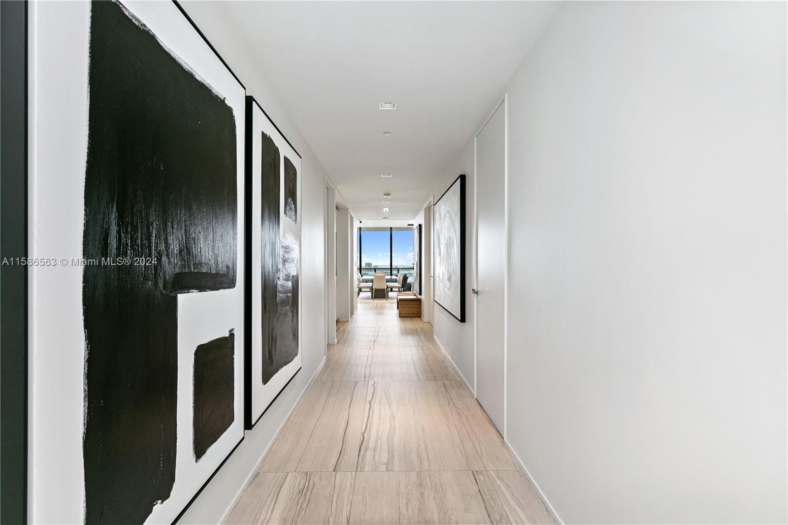 ONE THOUSAND MUSEUM CONDO - Residential