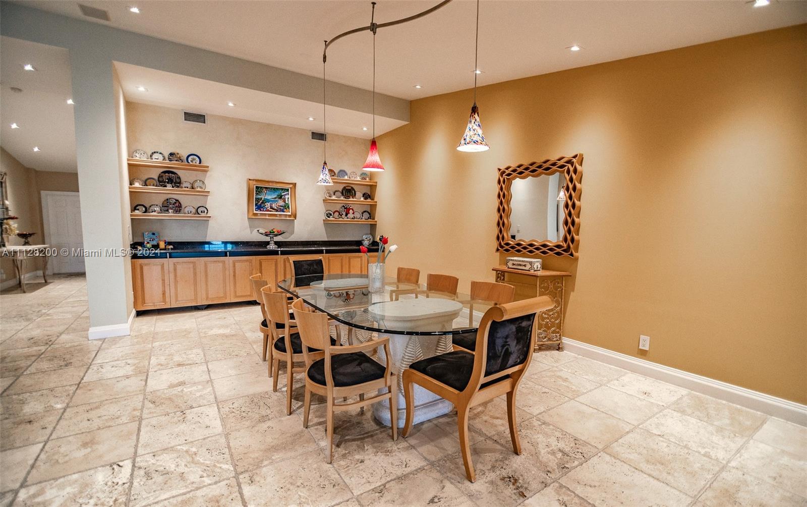 BAY HARBOR ISLAND - Residential