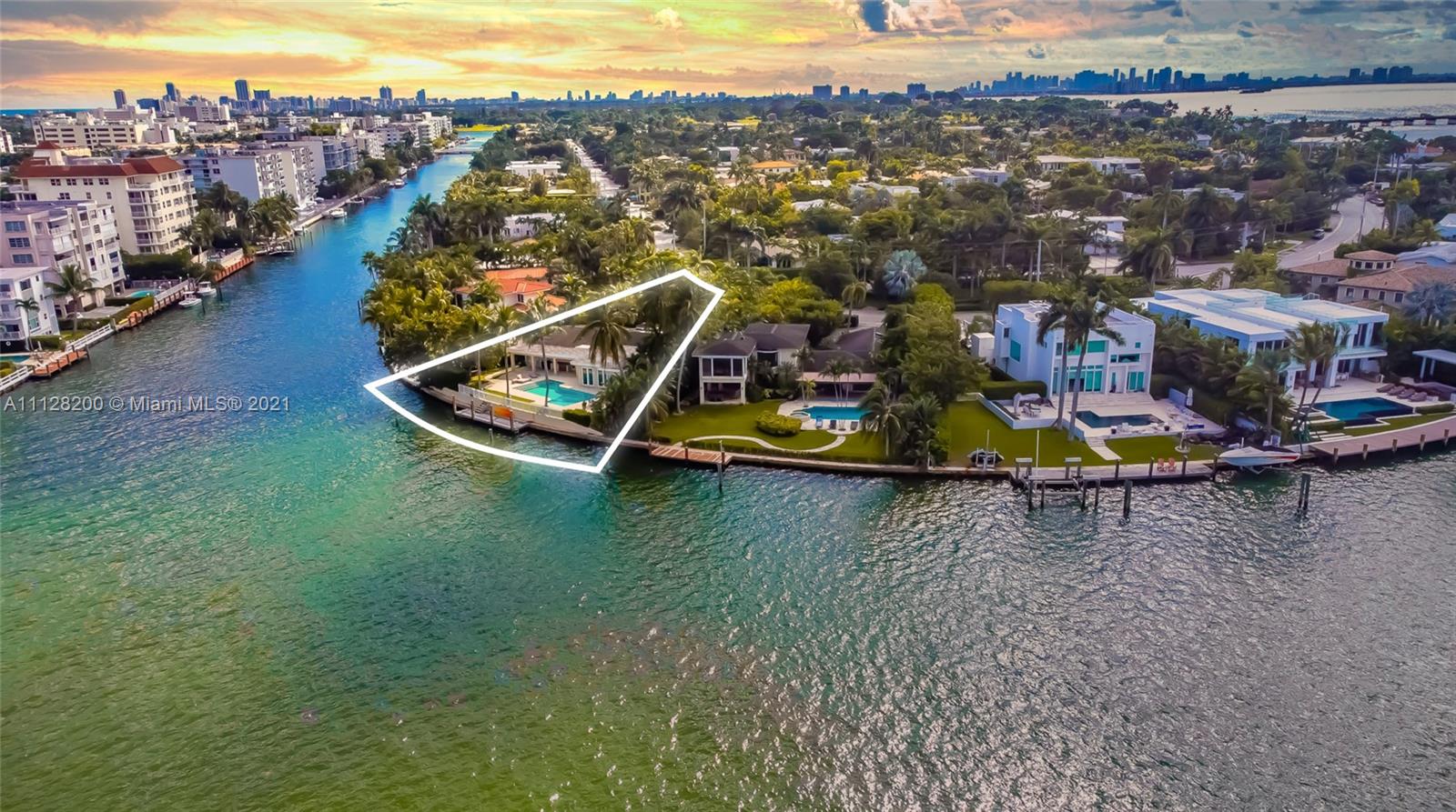 BAY HARBOR ISLAND - Residential