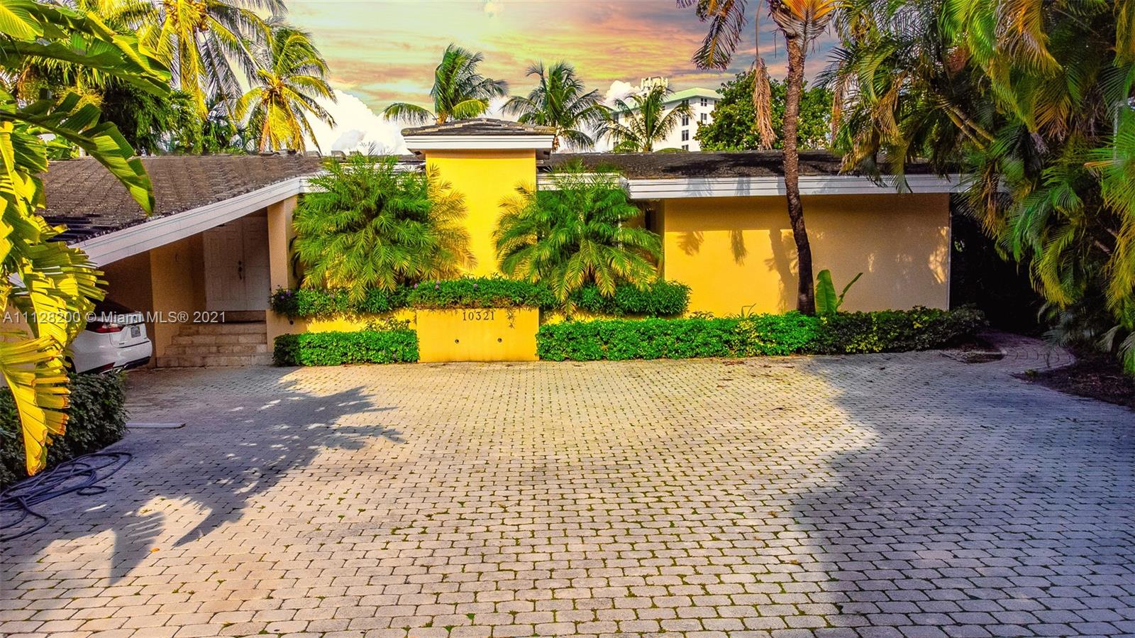 BAY HARBOR ISLAND - Residential