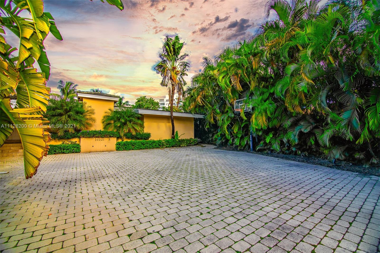 BAY HARBOR ISLAND - Residential