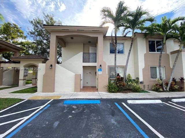 Spacious 3-Bedroom, 2-Bath Townhome in Snapper Village. Located in the heart of Miami, this well-maintained 3-bedroom, 2-bathroom townhome security in the desirable gated community of Snapper Village. This second-floor corner unit features high ceilings and tile flooring throughout. Enjoy peace of mind with 24-hour security patrol. ****NO ACCESS TO AMENITIES FOR THIS BUILDING/ NO POOL NO TENNIS COURTS*****The home includes two assigned parking spaces and is ideally situated near shopping, dining, and major highways for easy commuting. Tenant-occupied, available for move-in starting OCTOBER 15. Easy to show with advance notice. Has washer/dryer and storage space. ******MOVE IN DATE : OCTOBER 15********home on the 2nd floor one level********
