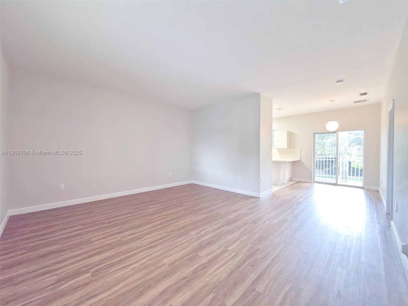 CARIBBEAN ISLES VILLAS CO - Residential