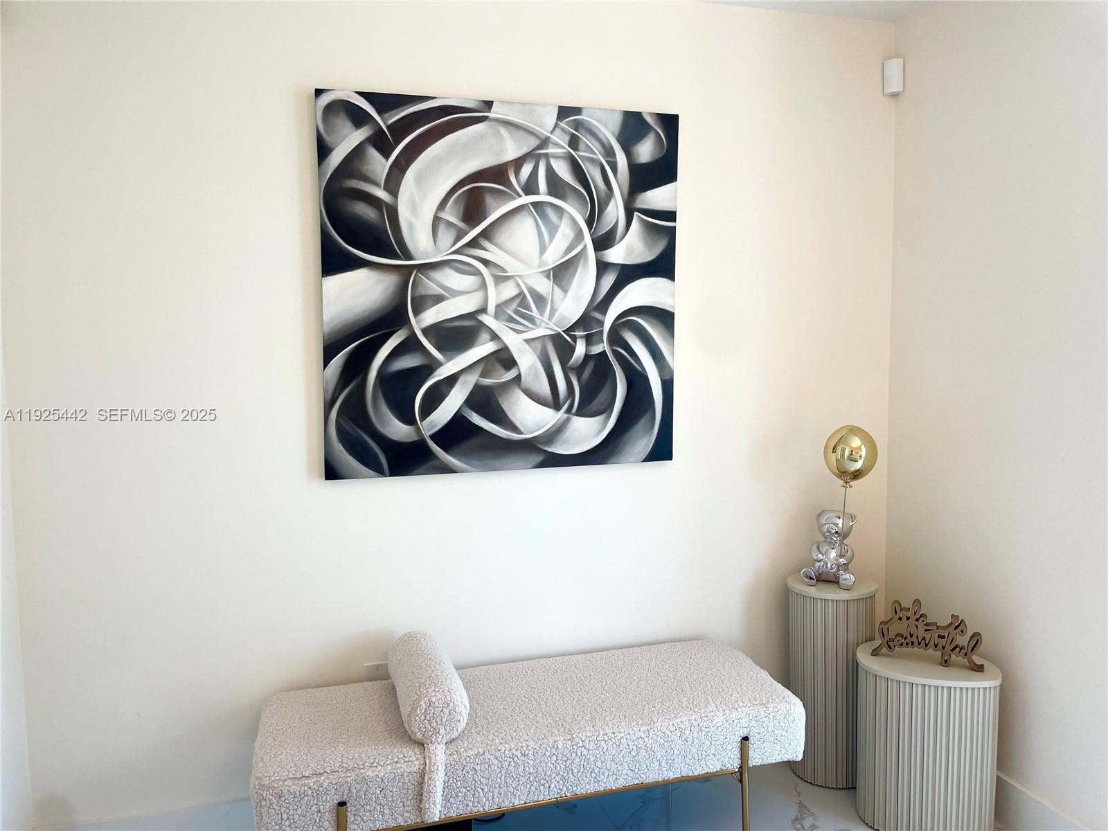 THE GRANDVIEW CONDO - Residential