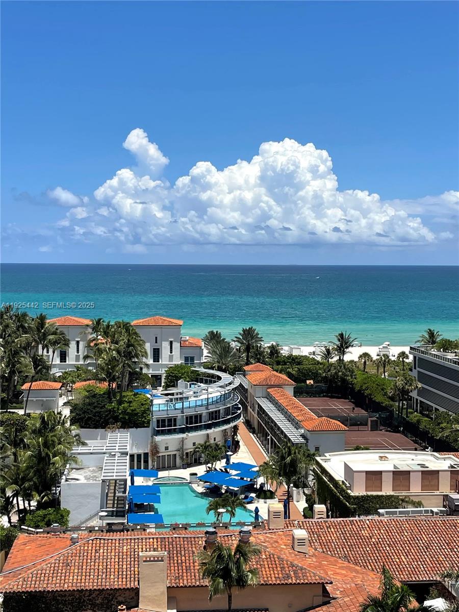 THE GRANDVIEW CONDO - Residential