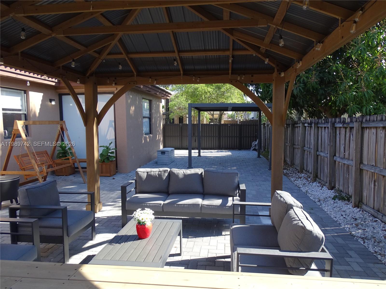 SILVER PALM EAST SECTION - Residential