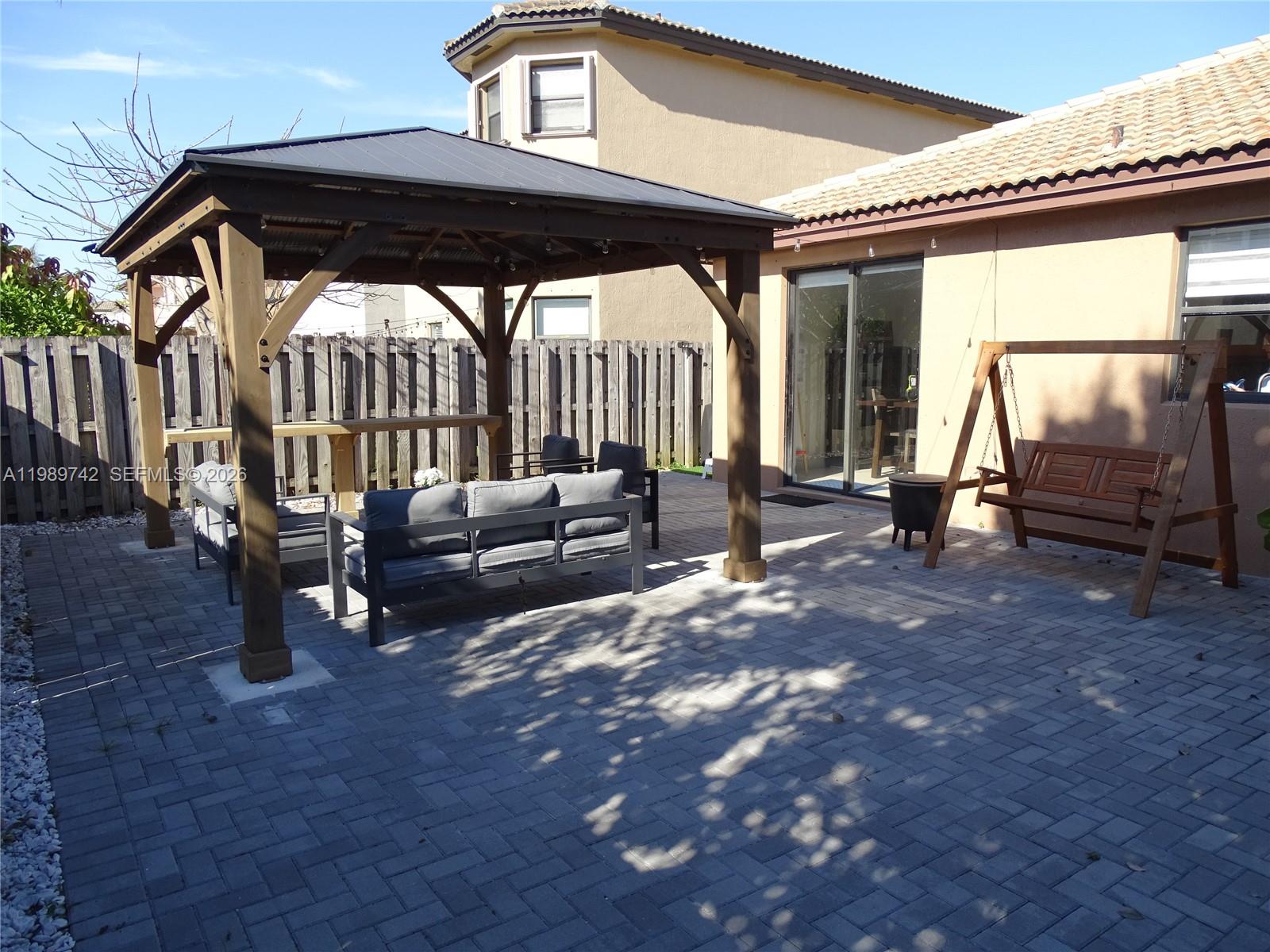 SILVER PALM EAST SECTION - Residential