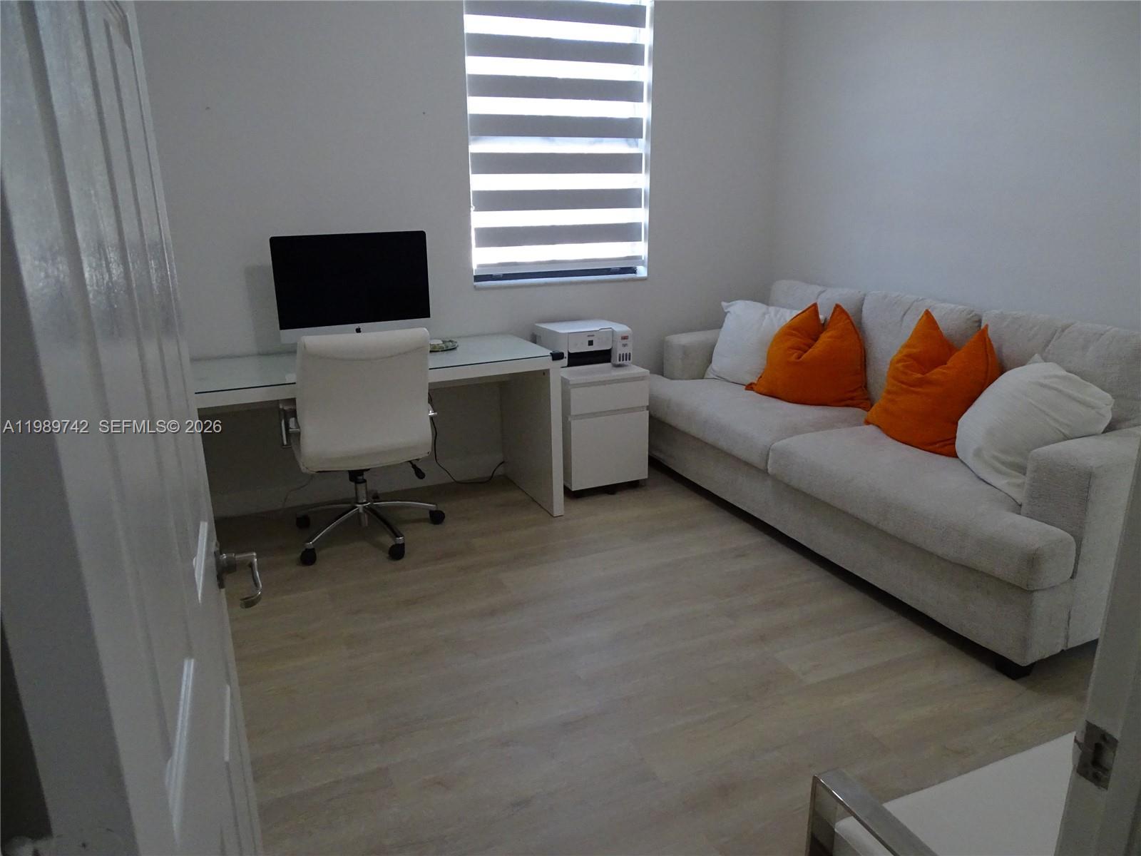 SILVER PALM EAST SECTION - Residential