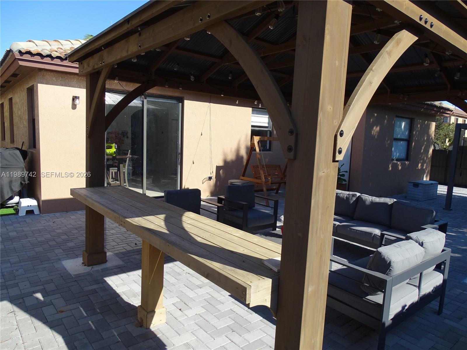 SILVER PALM EAST SECTION - Residential