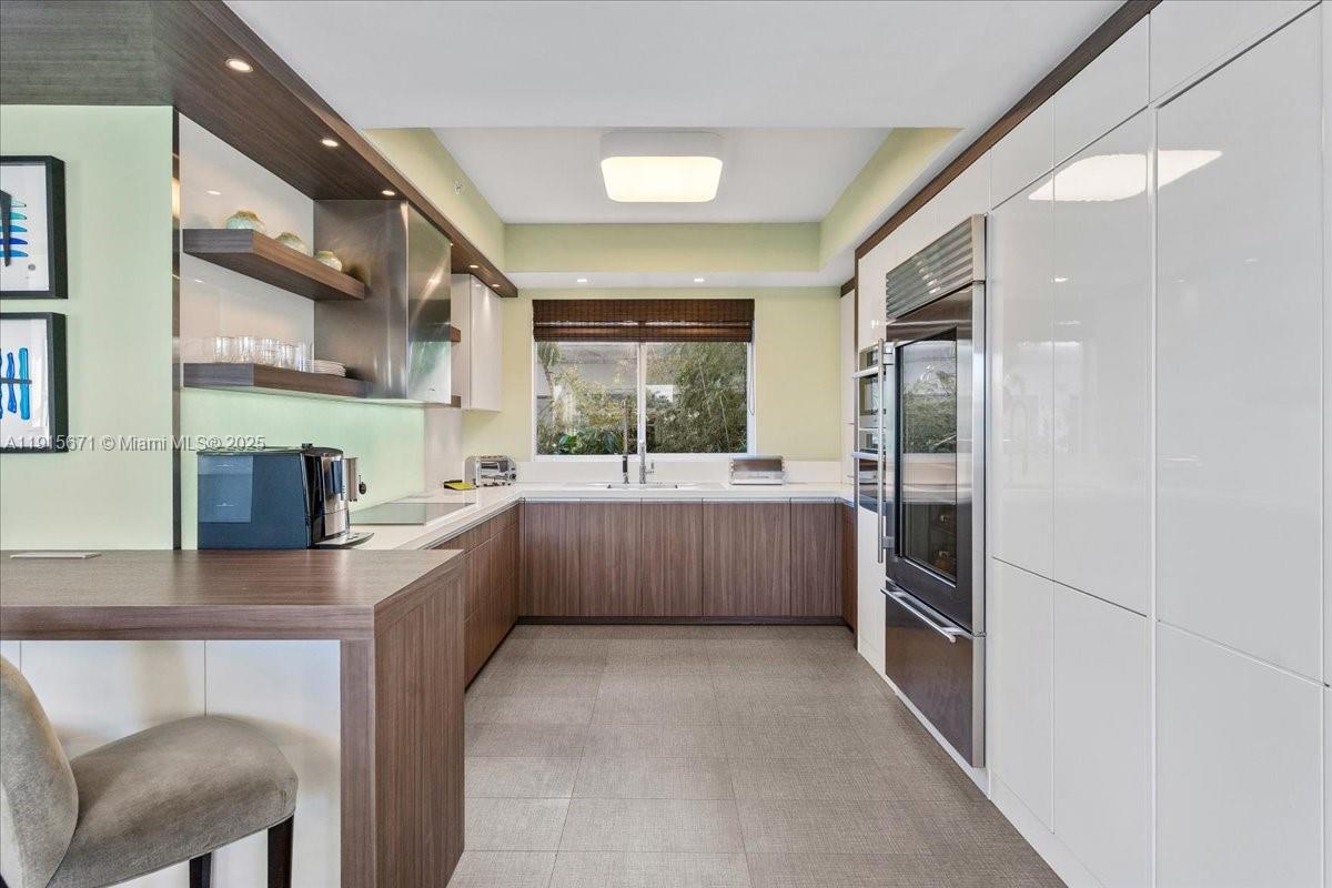 THE FLATS CONDO - Residential