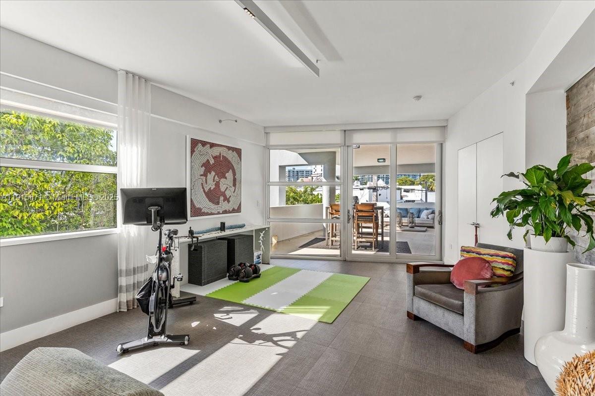 THE FLATS CONDO - Residential