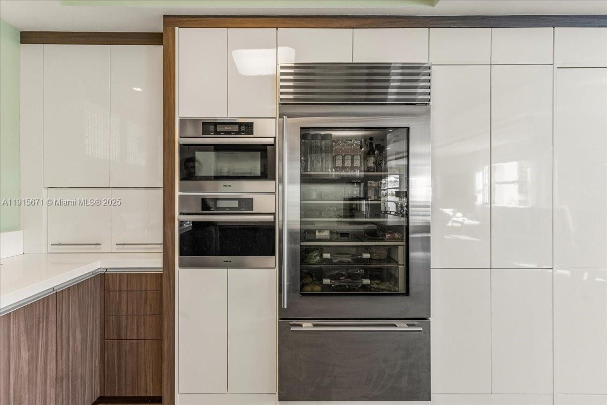 THE FLATS CONDO - Residential