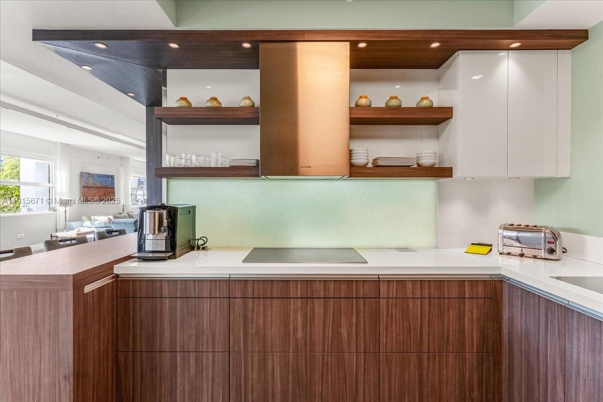 THE FLATS CONDO - Residential