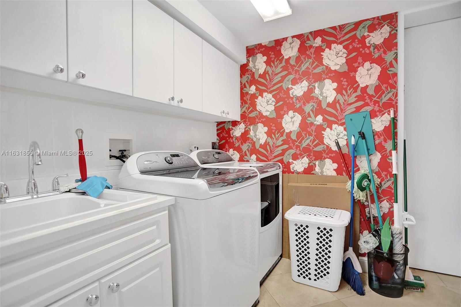 ATLANTIC III AT THE POINT - Residential