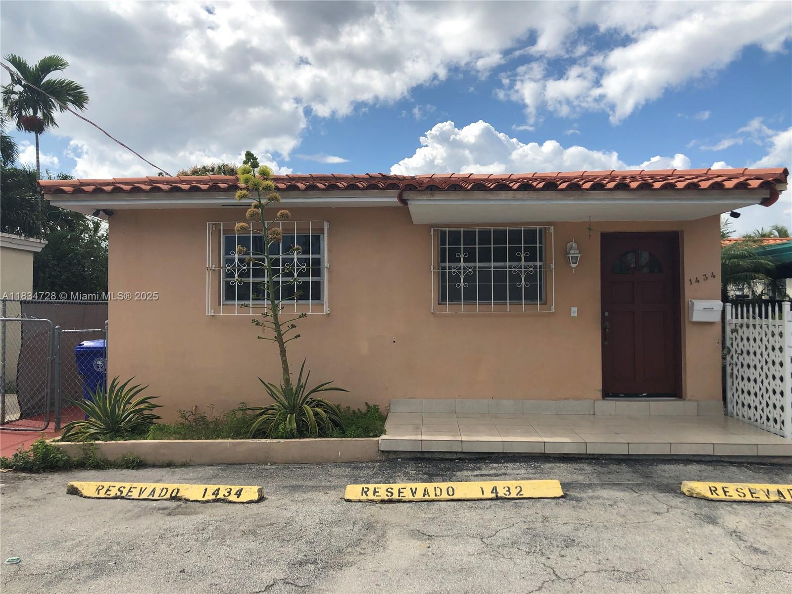 1434 SW 22nd Ave 1434