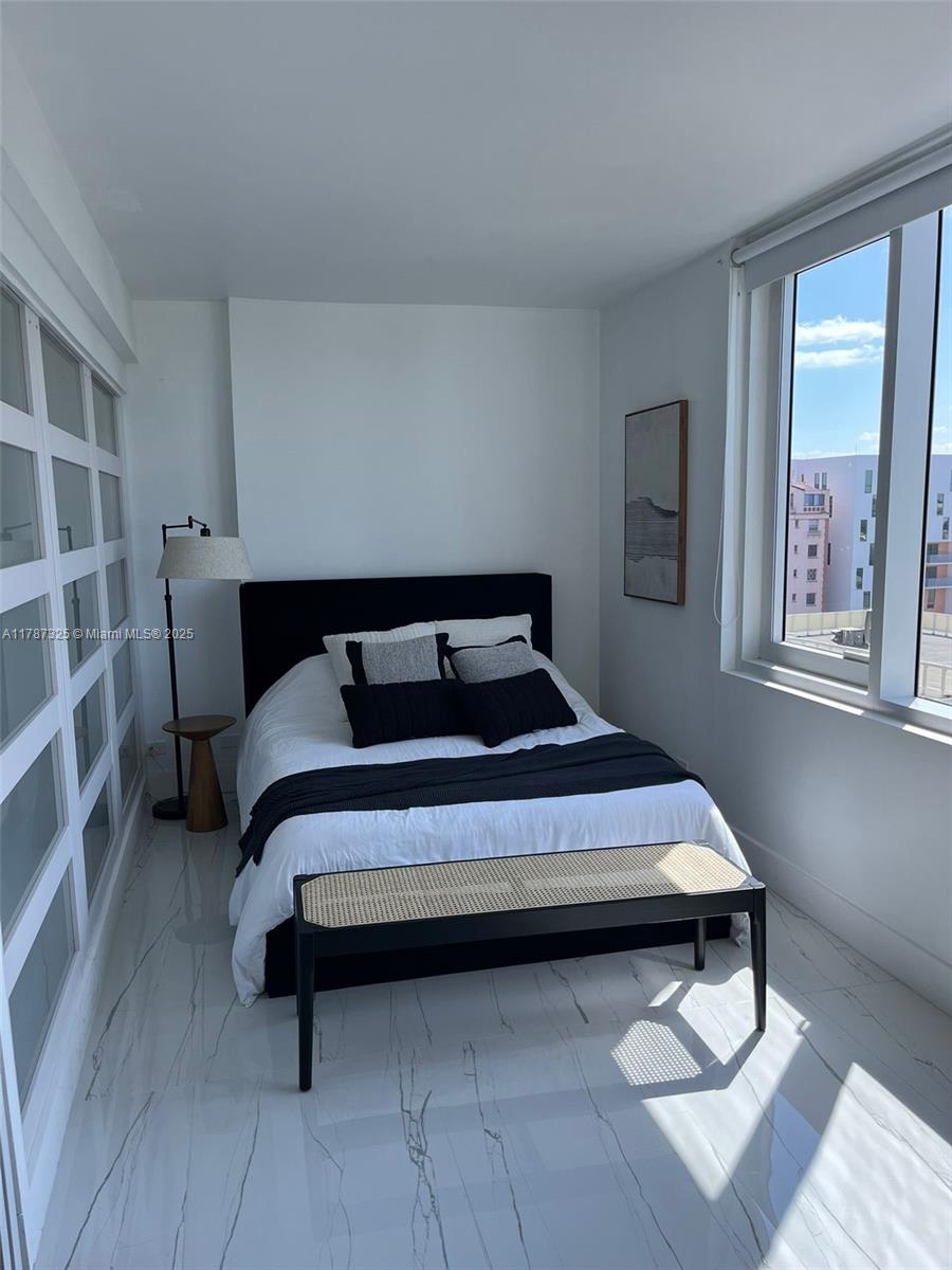 RONEY PALACE CONDO - Residential