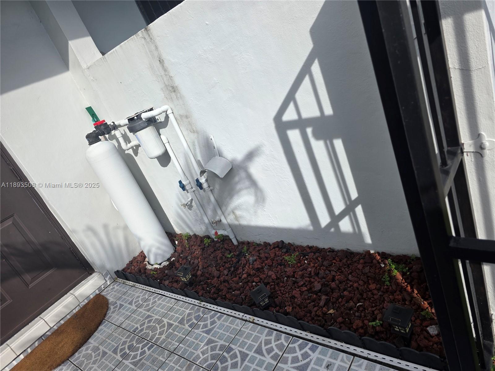 GARDENS AT KENDALE LAKES - Residential