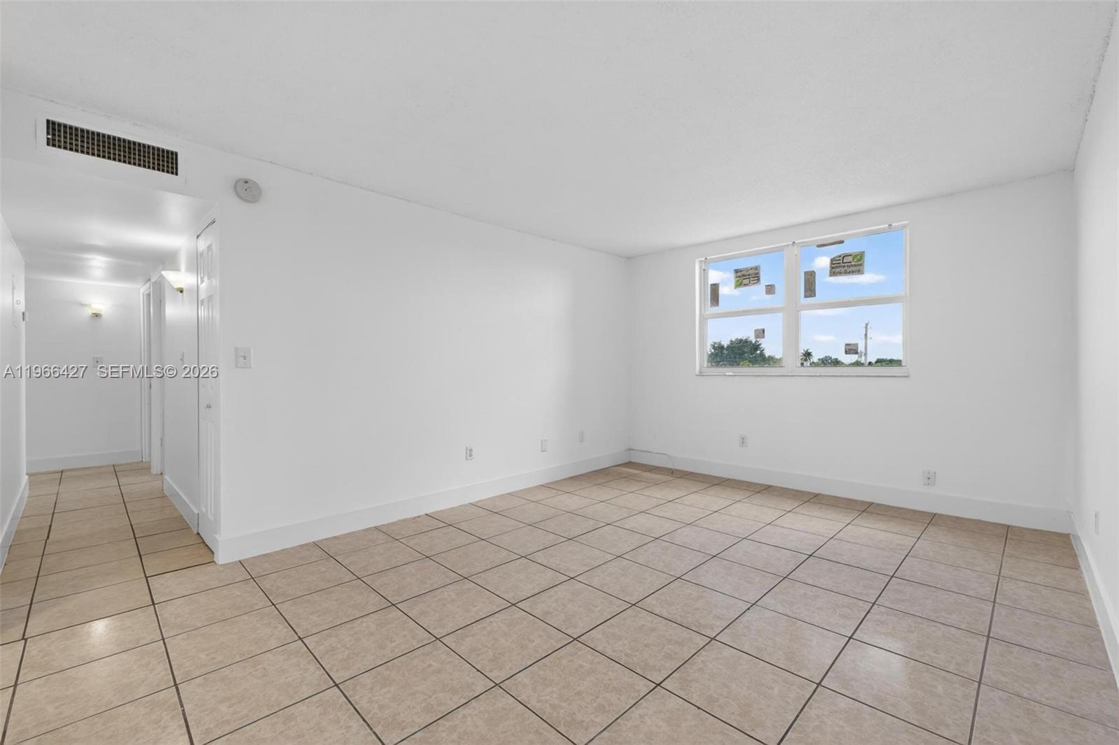 LAS ESTRELLAS CONDO - Residential