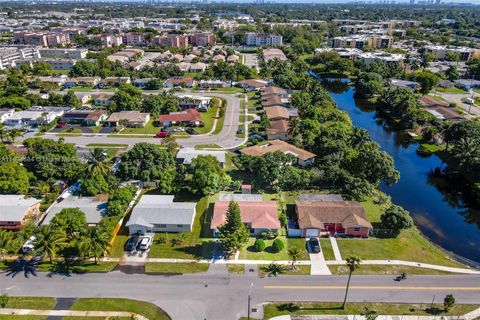 A home in Lauderdale Lakes