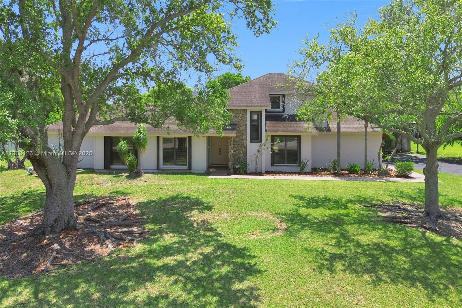 Property for Sale at 14940 Sw 164th Ter, Miami, Broward County, Florida - Bedrooms: 5 
Bathrooms: 3  - $1,279,000