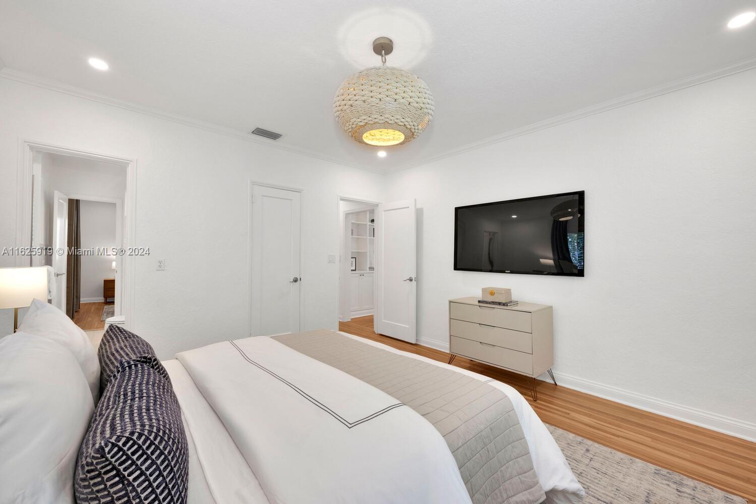 COCONUT GROVE TERR - Residential