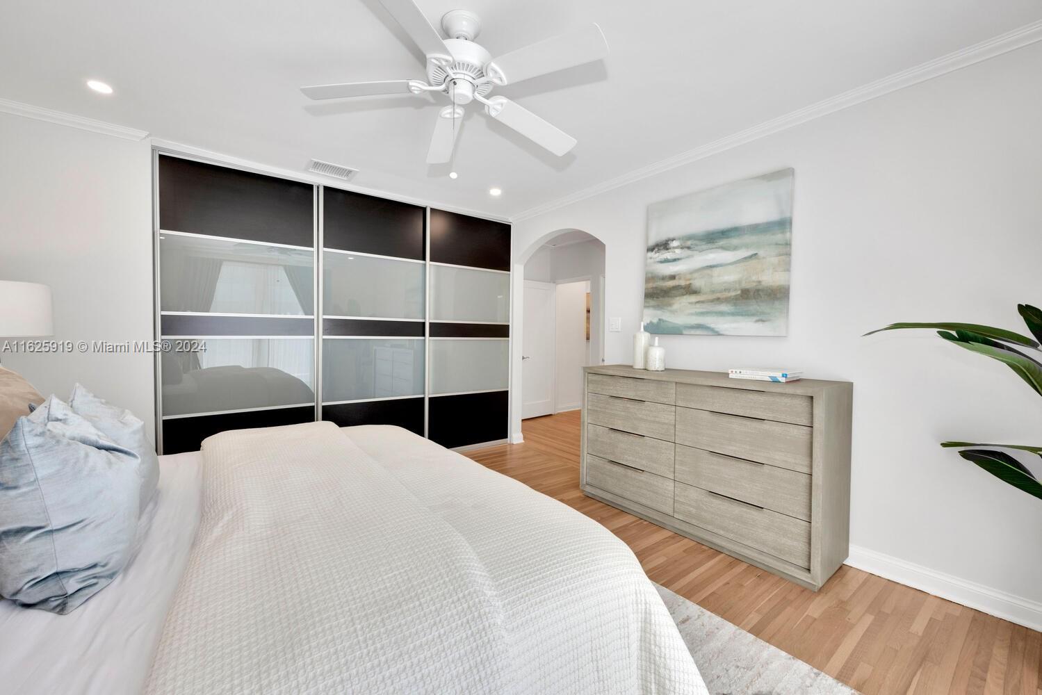 COCONUT GROVE TERR - Residential