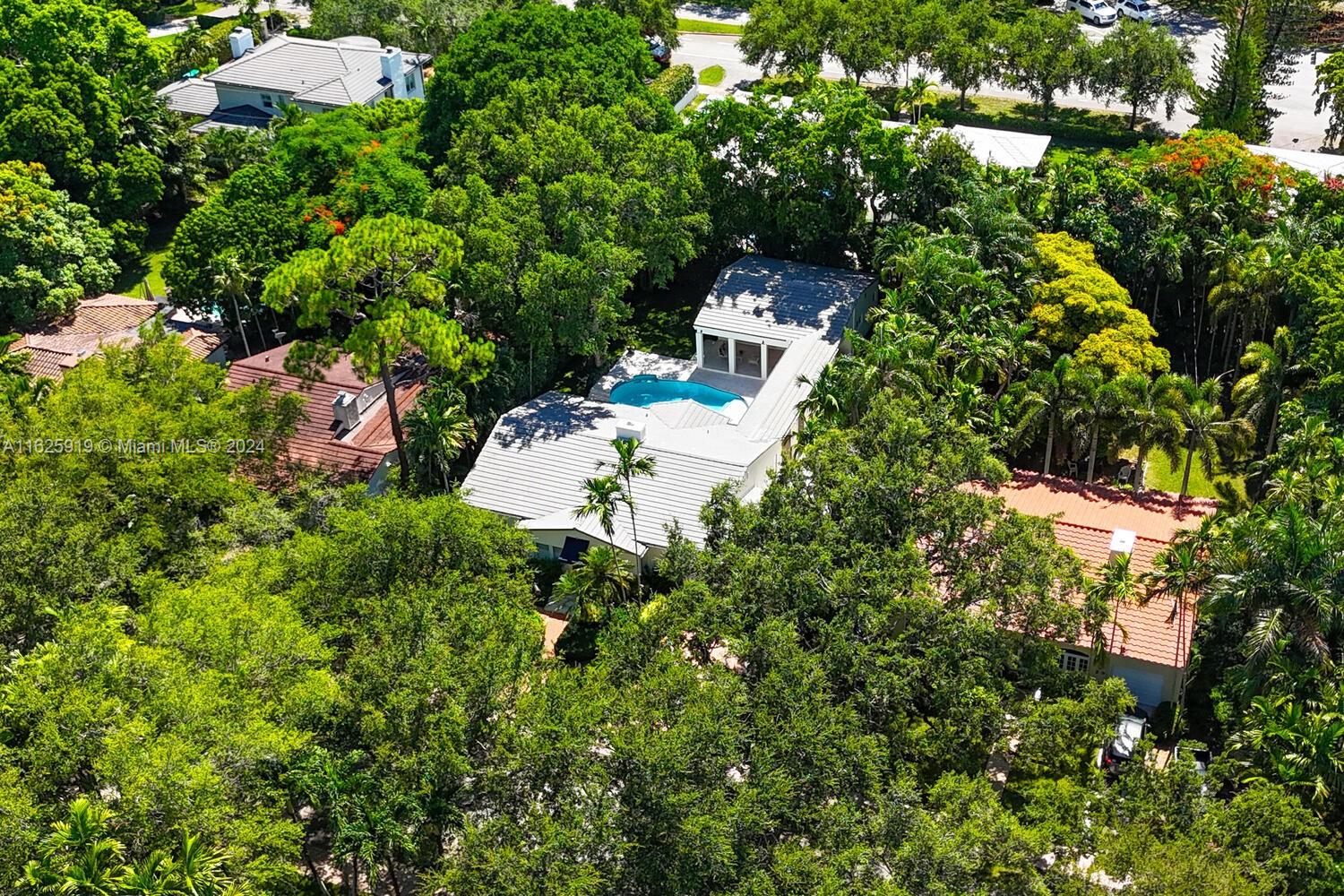 COCONUT GROVE TERR - Residential