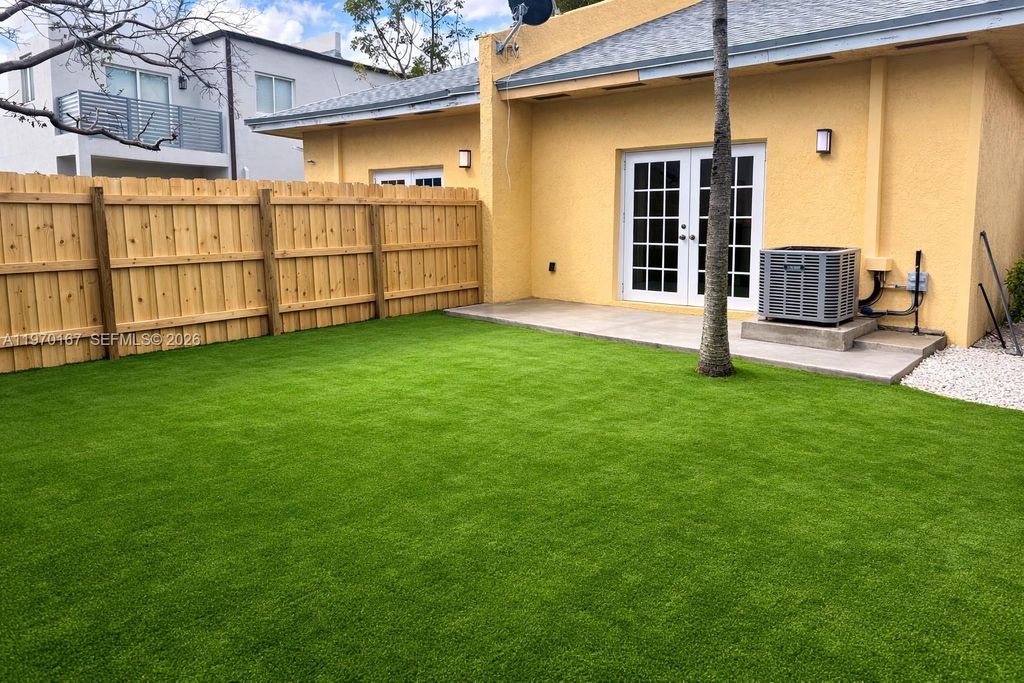 Photo of 1010 NW 2nd Ave #1010, Hallandale Beach, FL 33009 (MLS # A11970167)