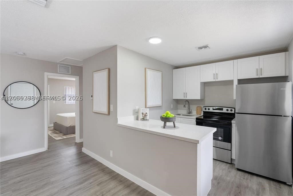 Photo of 312 SW 14th St #2, Fort Lauderdale, FL 33315 (MLS # A12059298)