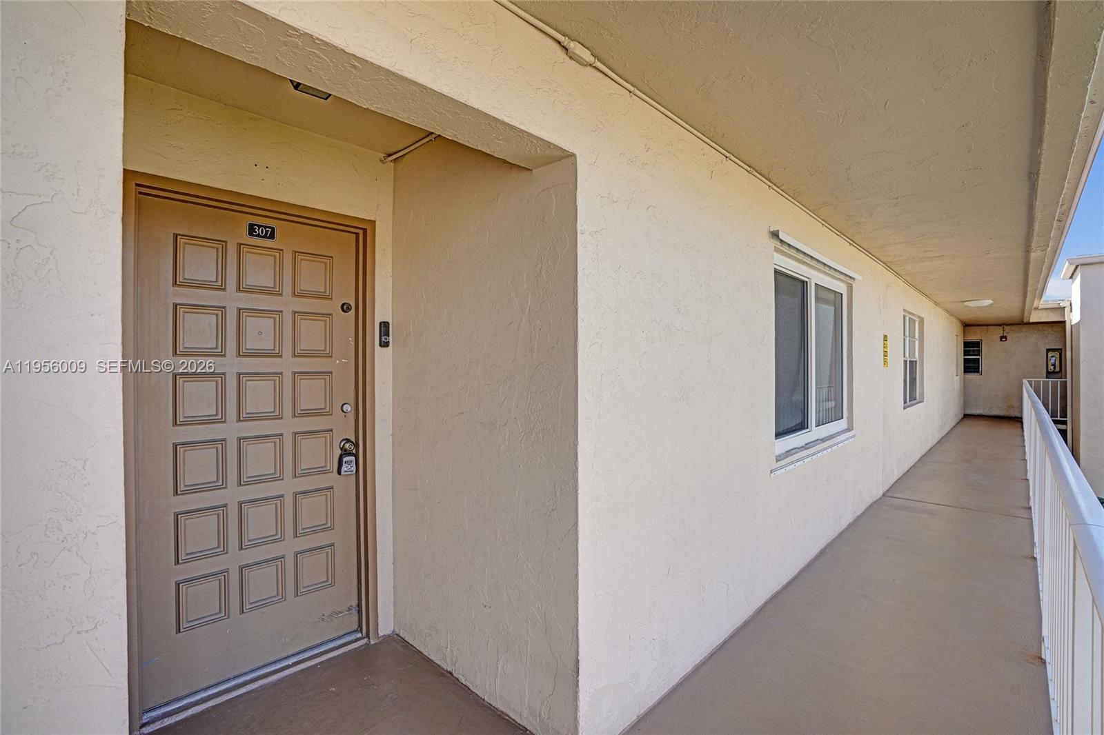 KINGS CREEK SO CONDO - Residential