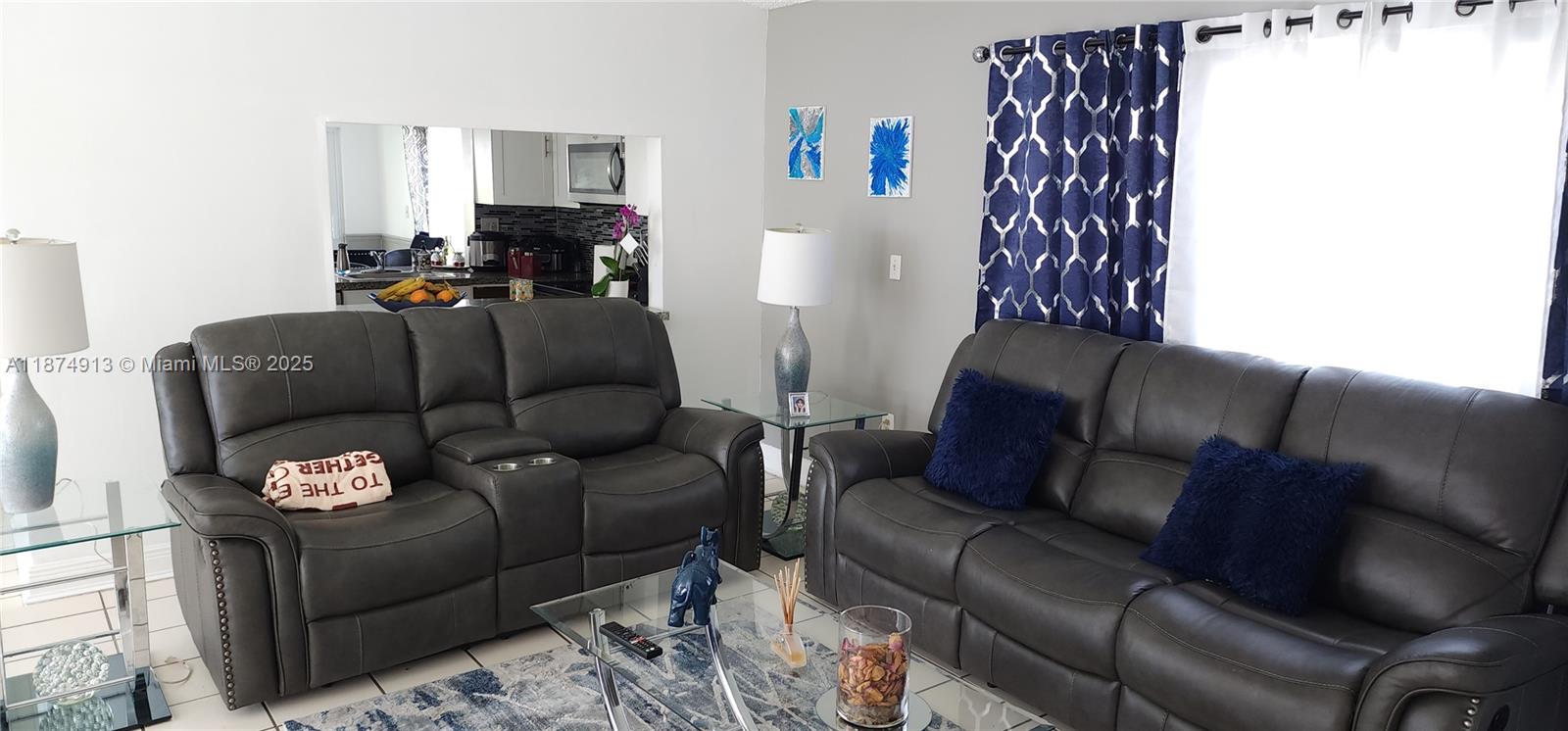 LAKES BY THE BAY SEC 5 - Residential