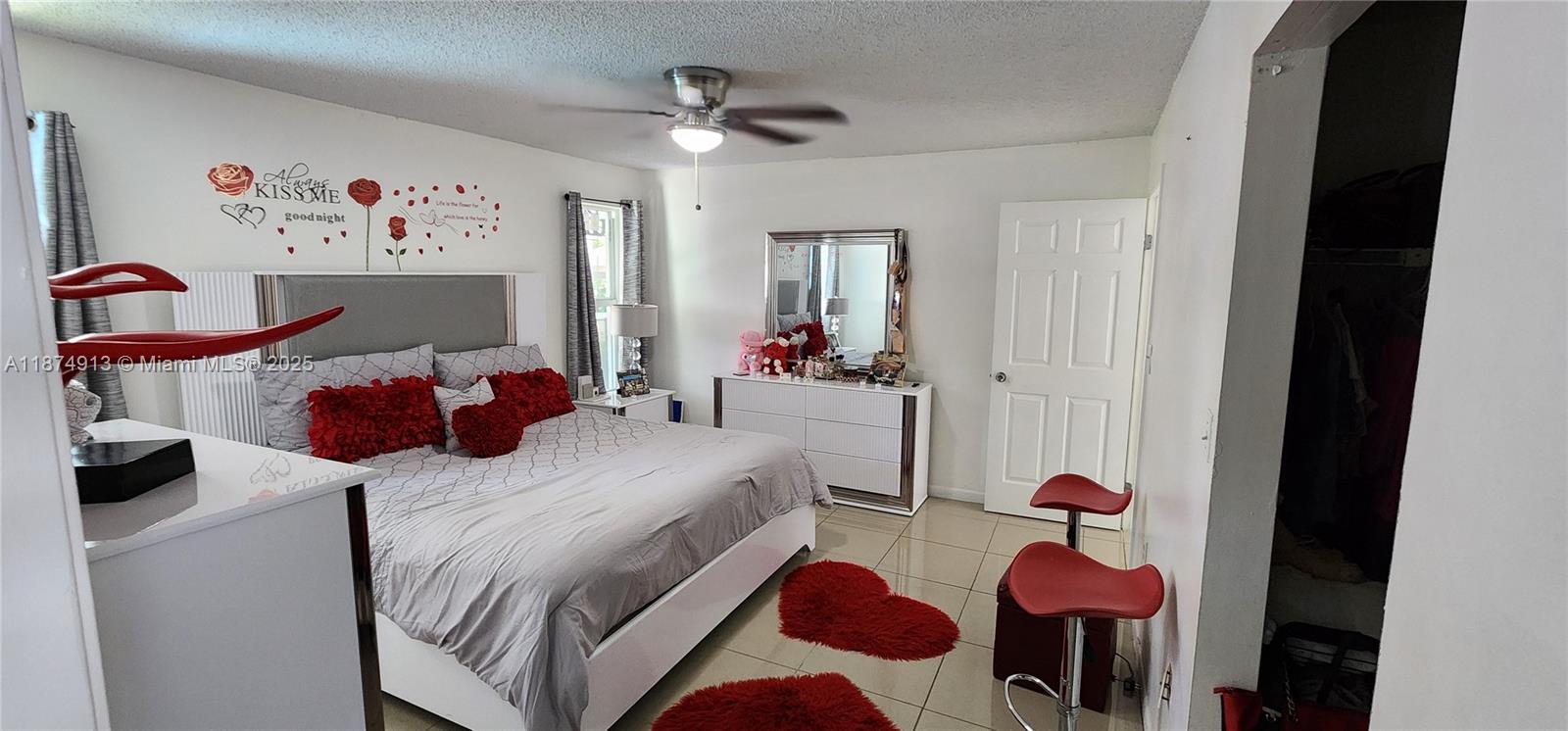 LAKES BY THE BAY SEC 5 - Residential