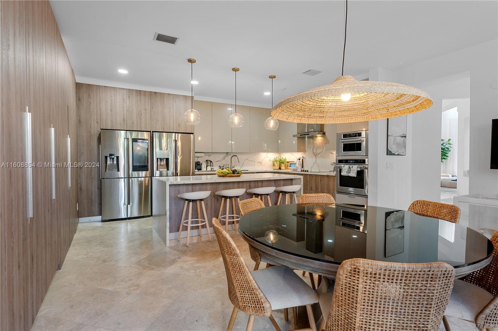 GOLDEN GATE ESTATES & MAR - Residential