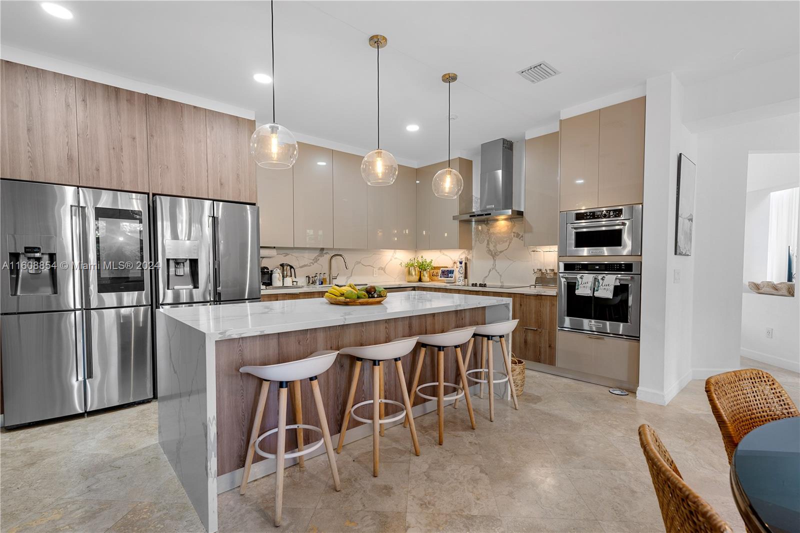 GOLDEN GATE ESTATES & MAR - Residential