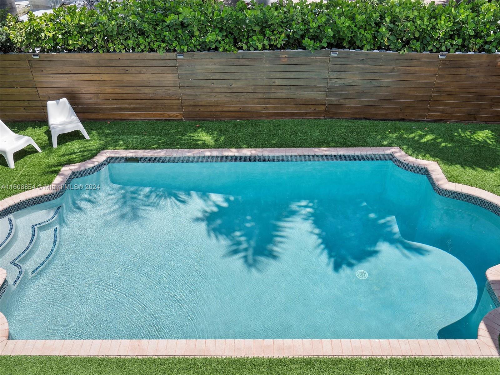 GOLDEN GATE ESTATES & MAR - Residential