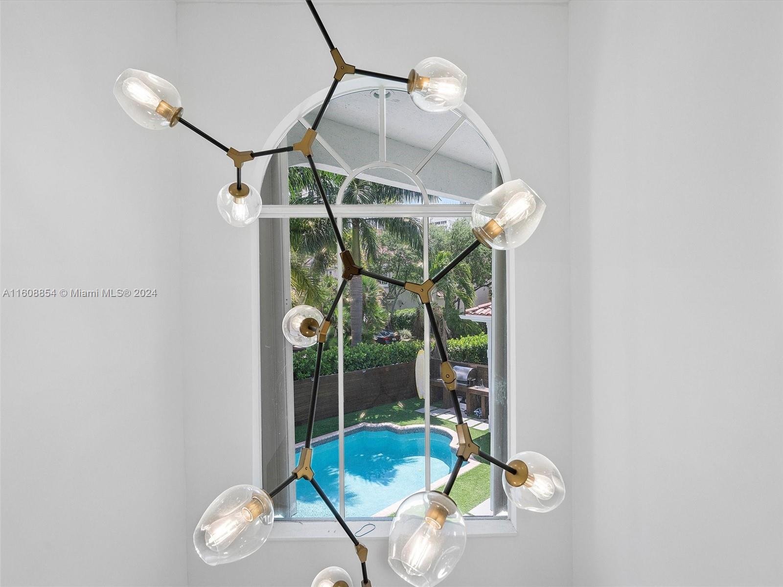 GOLDEN GATE ESTATES & MAR - Residential