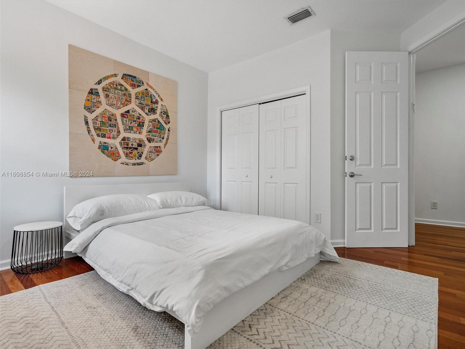 GOLDEN GATE ESTATES & MAR - Residential