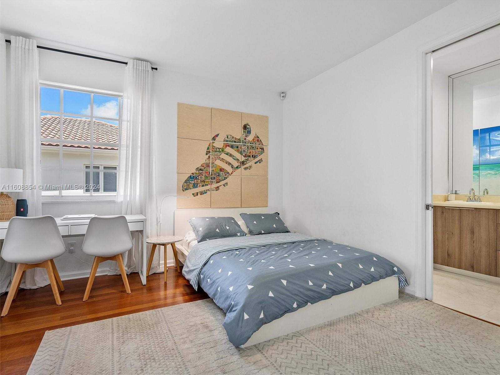 GOLDEN GATE ESTATES & MAR - Residential