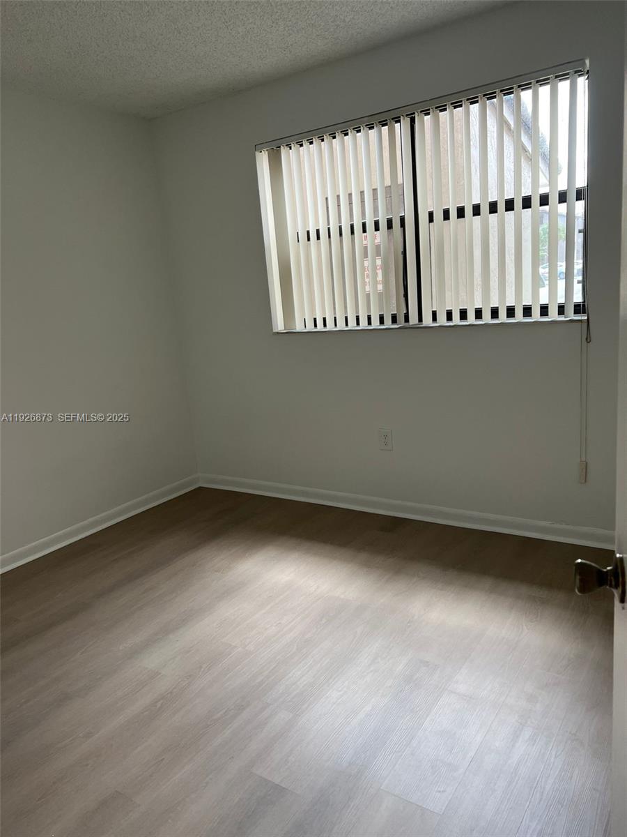 VILLAS DE VENEZIA CONDO - Residential Lease