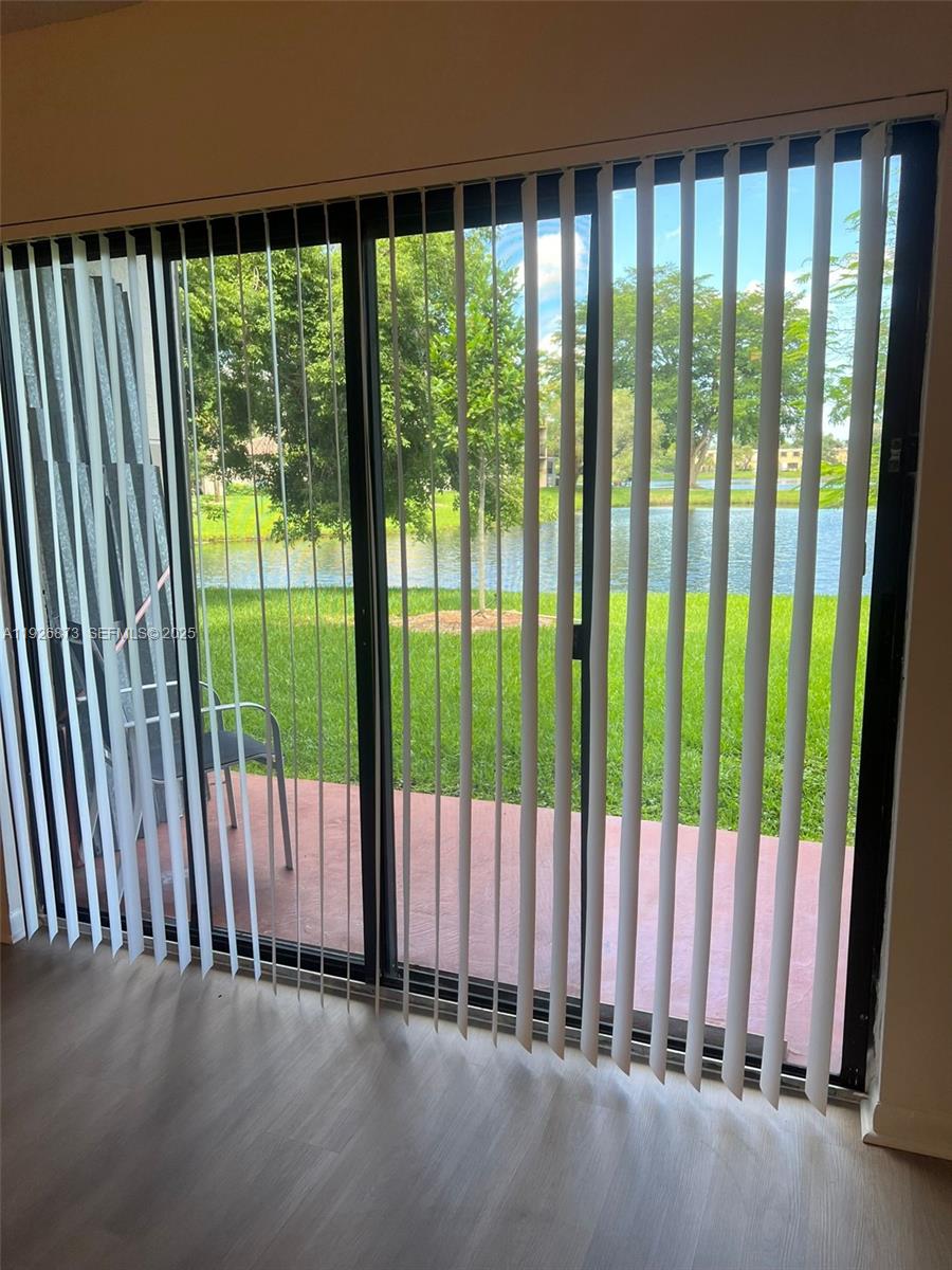 VILLAS DE VENEZIA CONDO - Residential Lease