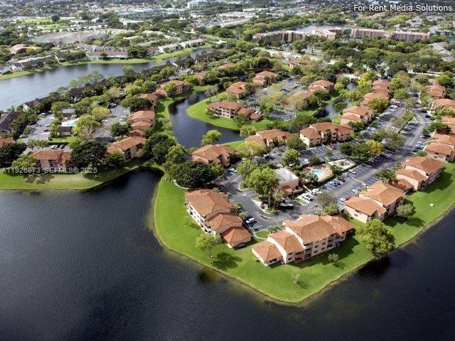 VILLAS DE VENEZIA CONDO - Residential Lease