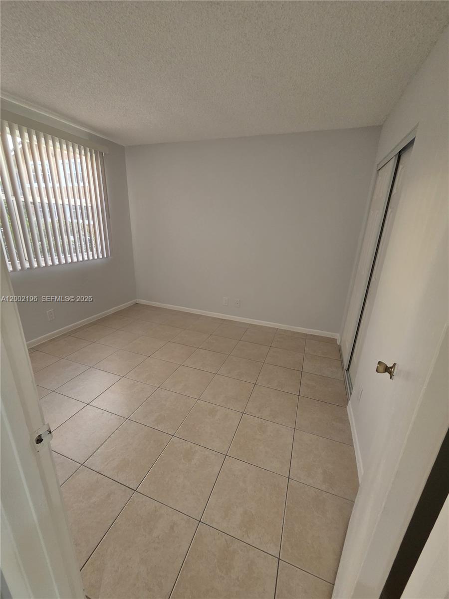 EDGEWATER CONDO - Residential Lease