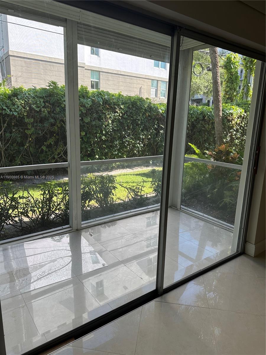 IMPERIAL POINT COLONNADES - Residential Lease