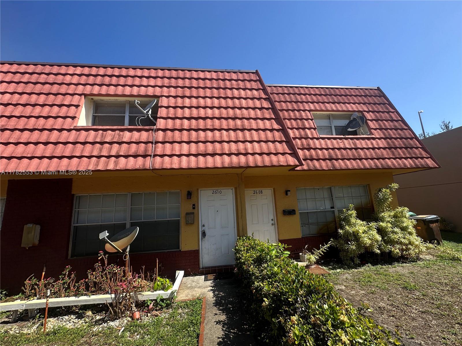 Rental Property at 2610 Nw 52nd Ave C14, Lauderhill, Miami-Dade County, Florida - Bedrooms: 2 
Bathrooms: 2  - $1,850 MO.