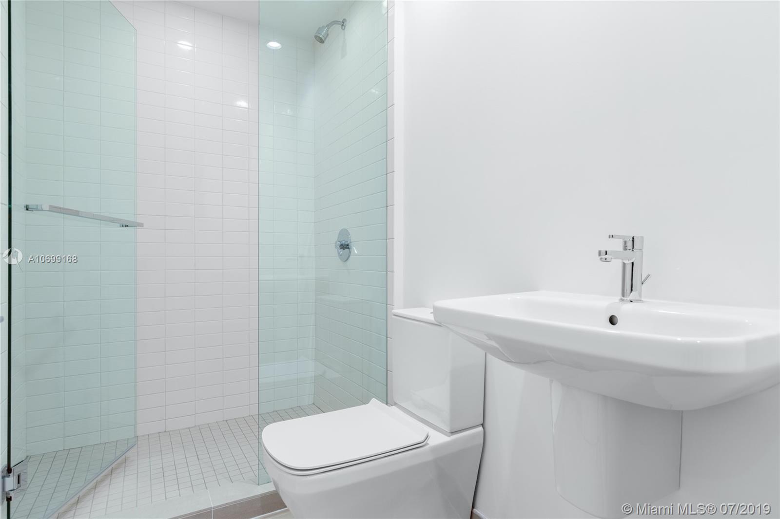 OCEANA BAL HARBOUR CONDO - Residential