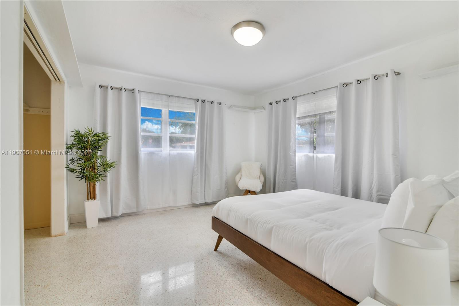 JENADA VILLAS 1 ADD - Residential Lease