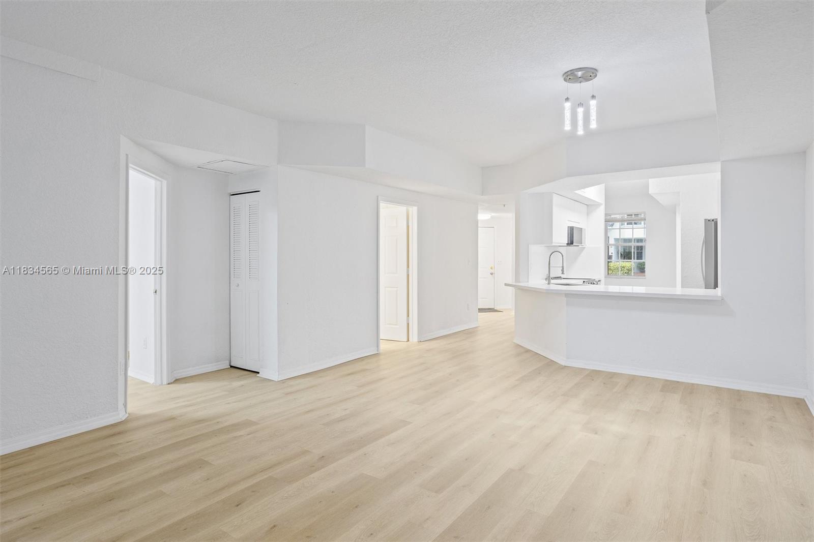 775 SW 148th Ave 1605