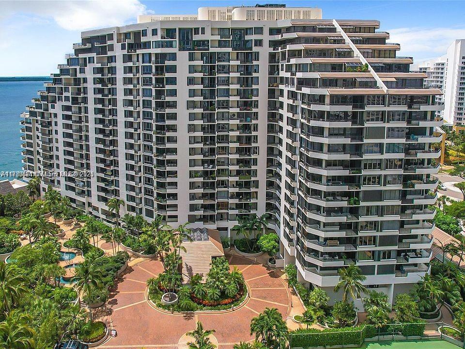 Property for Sale at 520 Brickell Key Dr A1912, Miami, Broward County, Florida - Bedrooms: 1 
Bathrooms: 2  - $395,000