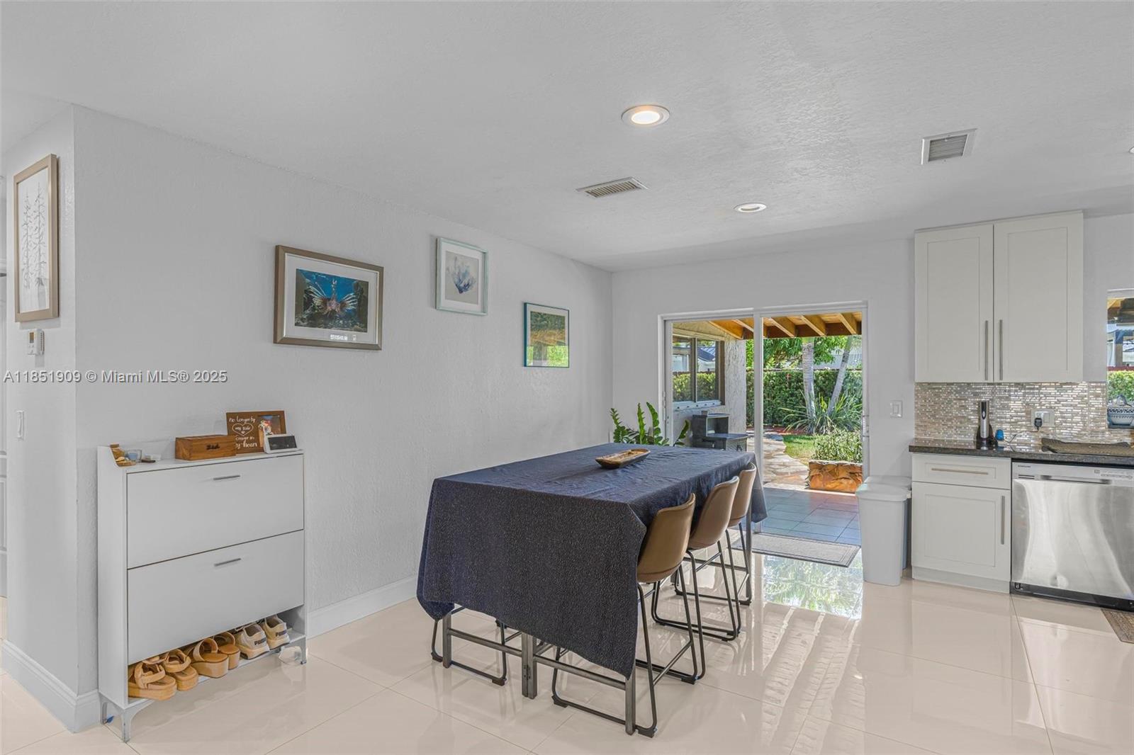 SAGA BAY SEC 1 - Residential