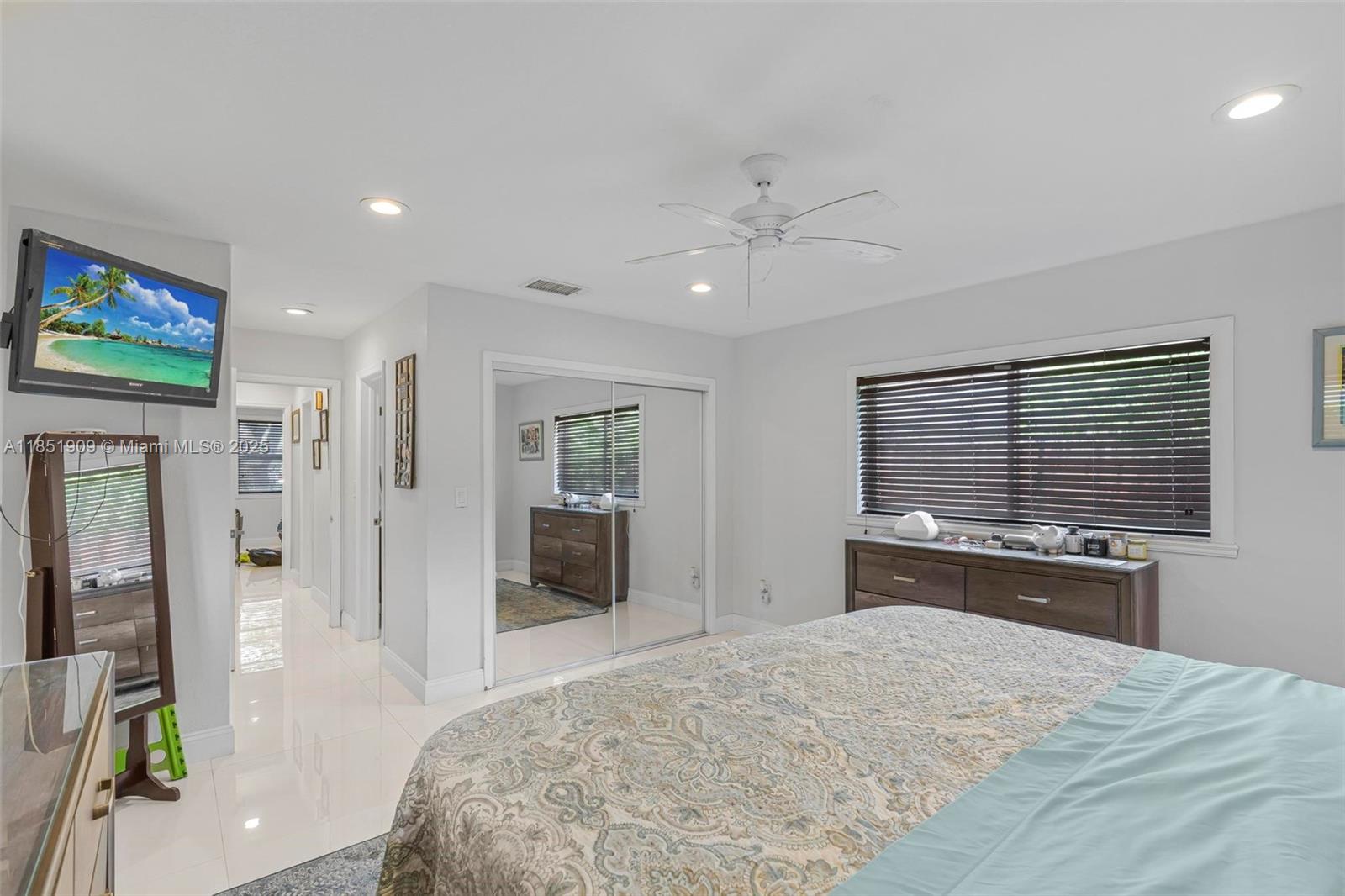 SAGA BAY SEC 1 - Residential